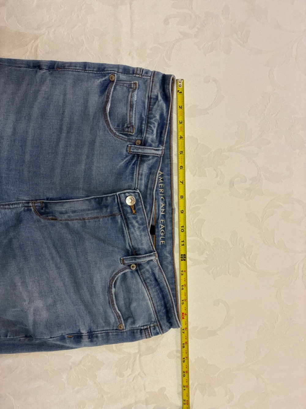 American Eagle Outfitters Blue Jeans w/Purple & gold LSU Tigers Patches 14X-Long - Picture 8 of 9